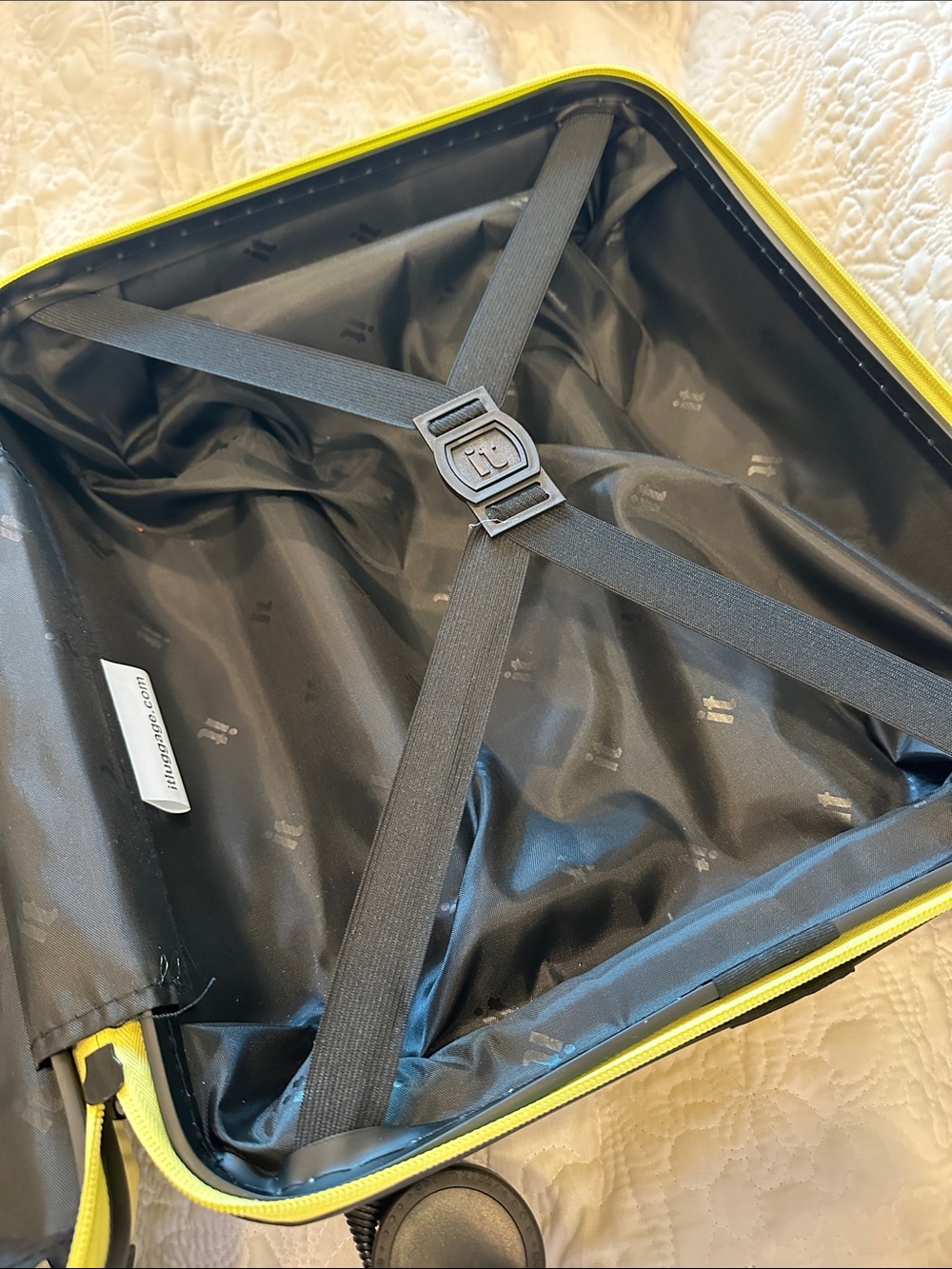 !it jeans Neon Yellow Hard-Shell Under Seat - Picture 3 of 4